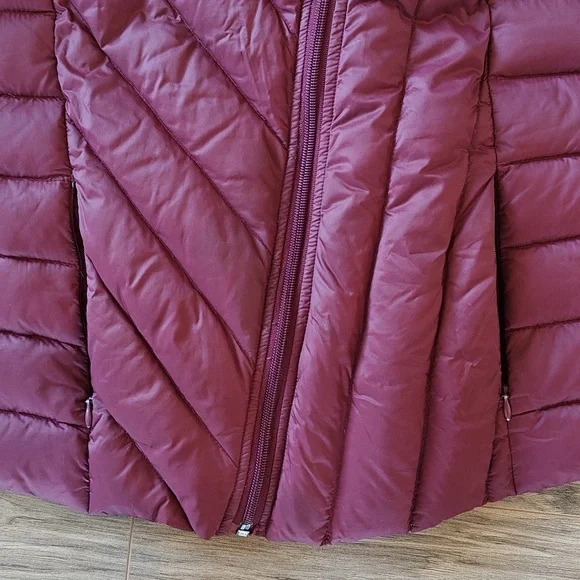 EUC Lightweight Packable Down Jacket - Picture 4 of 8